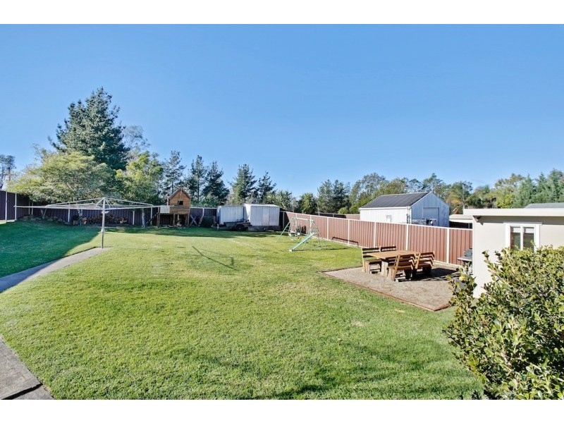 94 Merlin Street, The Oaks NSW 2570