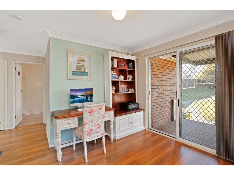 94 Merlin Street, The Oaks NSW 2570