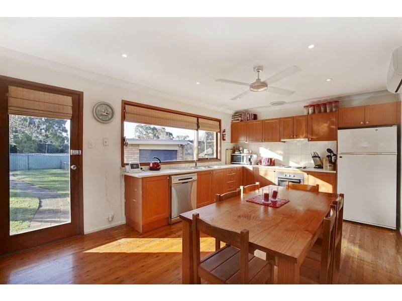 8 Barratt Avenue, Camden South NSW 2570