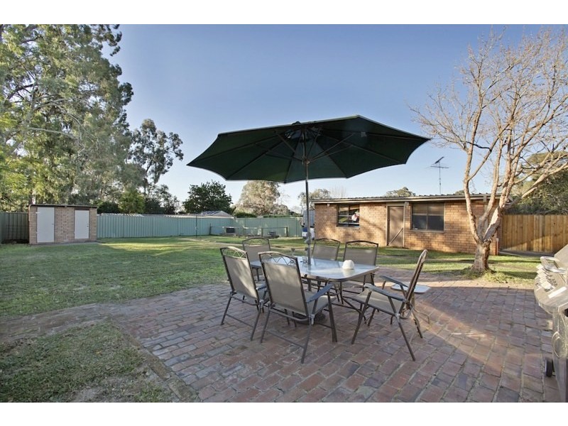 8 Barratt Avenue, Camden South NSW 2570