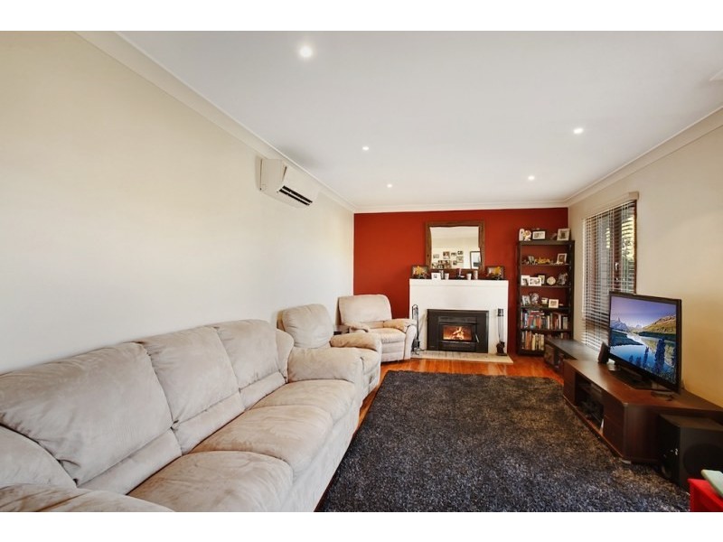 8 Barratt Avenue, Camden South NSW 2570