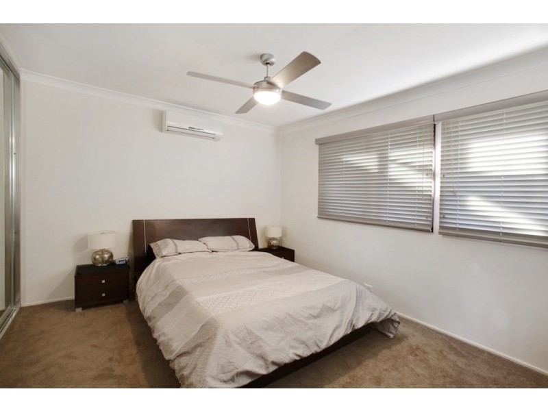 8 Barratt Avenue, Camden South NSW 2570