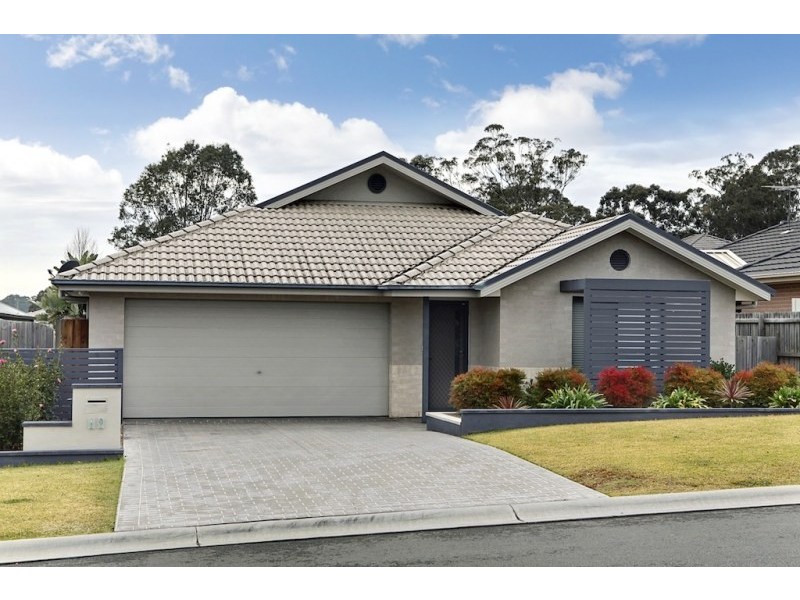 19 Folkes Street, Elderslie NSW 2570
