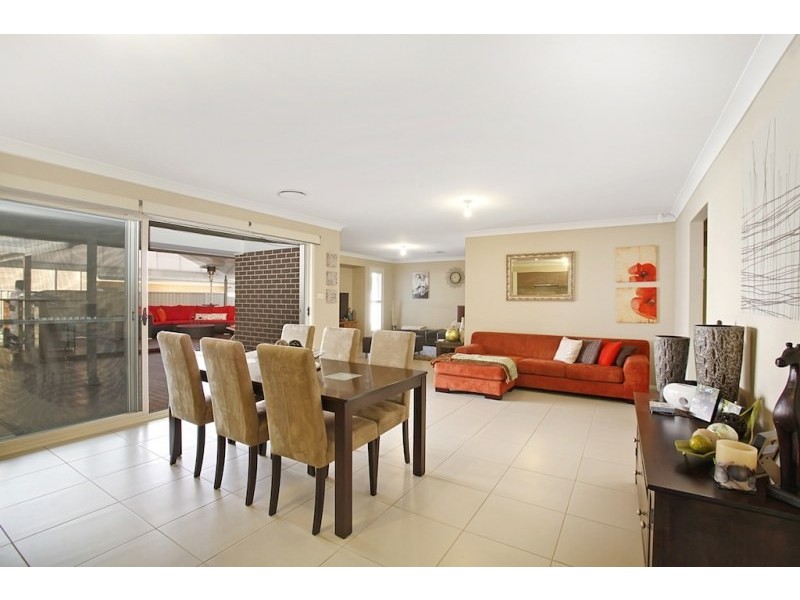 9 Gibson Street, Oran Park NSW 2570