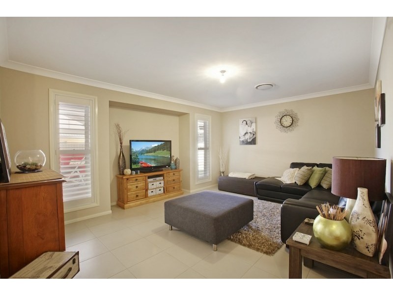9 Gibson Street, Oran Park NSW 2570