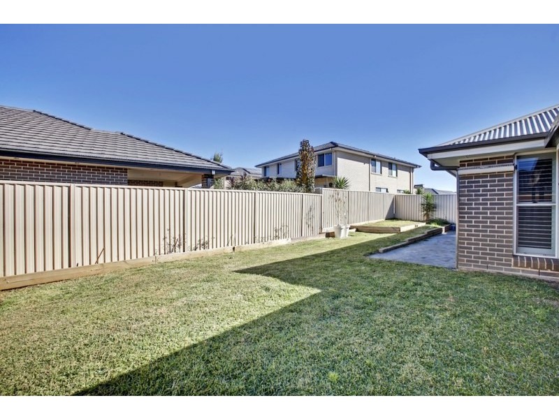 9 Gibson Street, Oran Park NSW 2570