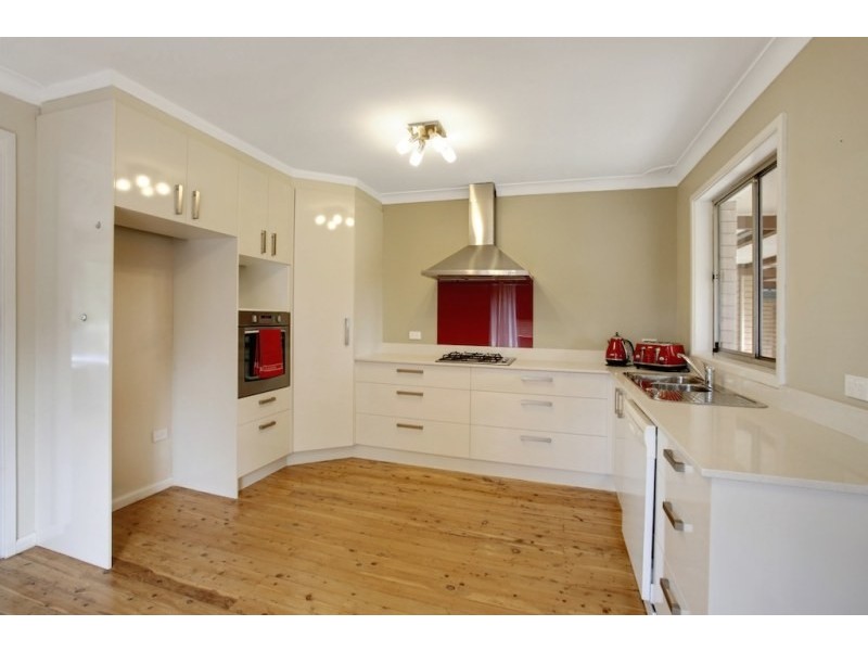 2 Cruikshank Avenue, Elderslie NSW 2570