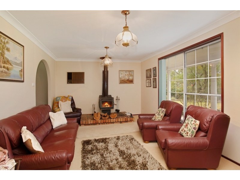 25 Brendon Place, Oakdale NSW 2570