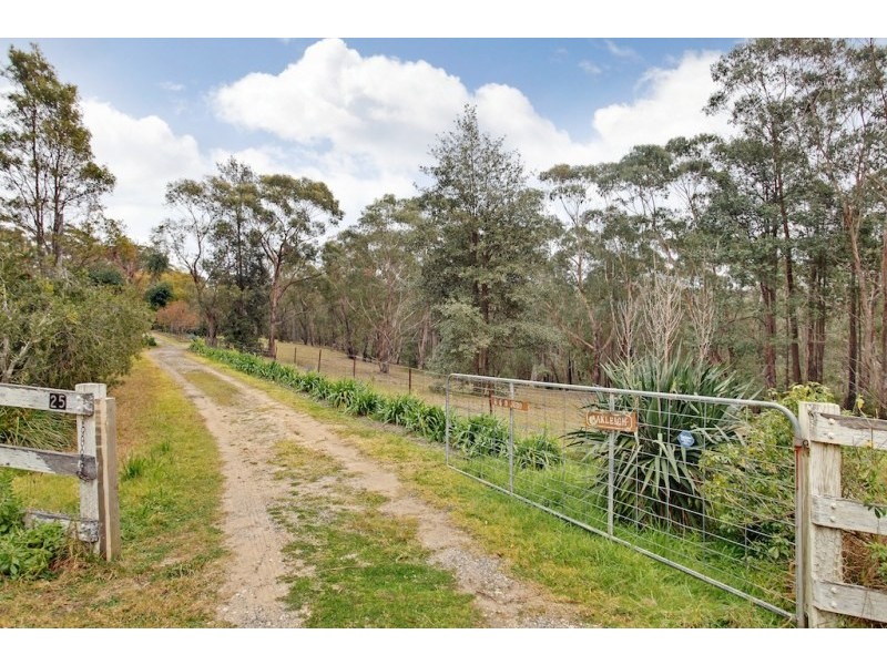 25 Brendon Place, Oakdale NSW 2570