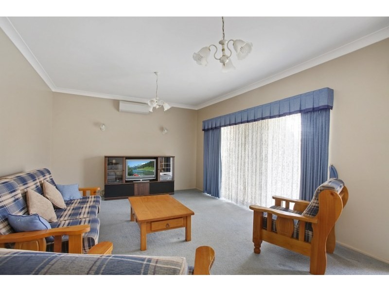 1 Starr Close, Camden South NSW 2570