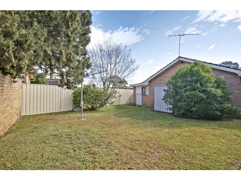 1 Starr Close, Camden South NSW 2570