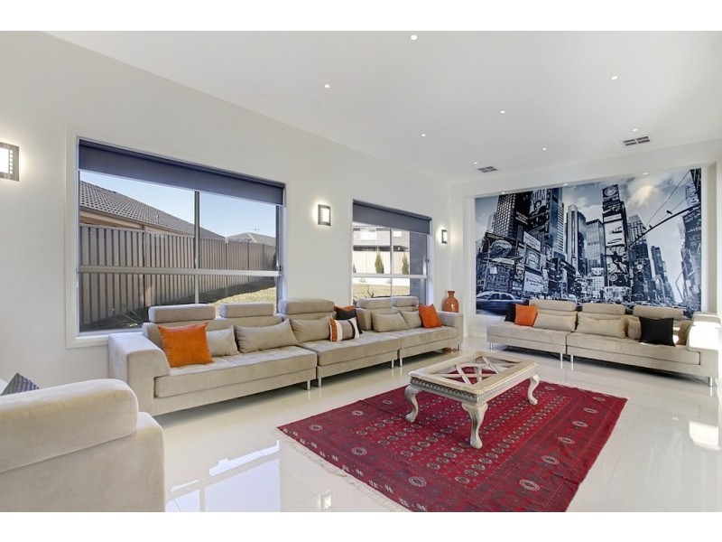 7 Breynia Court, Mount Annan NSW 2567