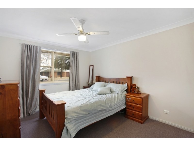1/4 Packenham Place, Mount Annan NSW 2567