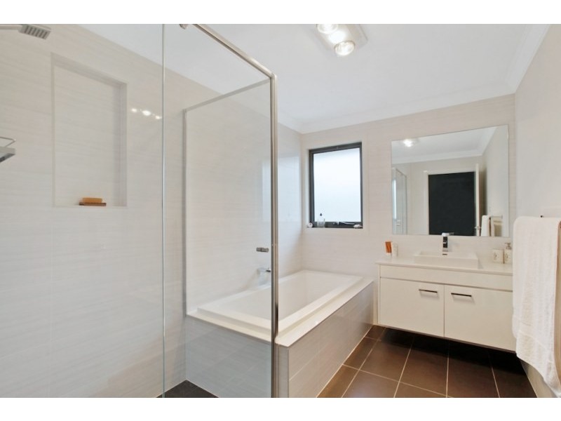 13 Perkins Drive, Oran Park NSW 2570