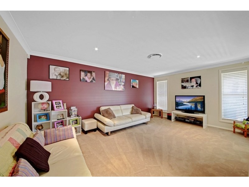 153 MacArthur Circuit, Camden Park NSW 2570