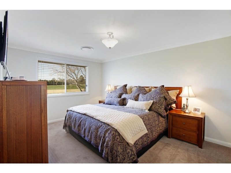 25 Clyde Place, Brownlow Hill NSW 2570