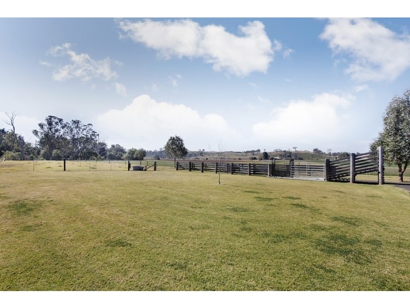 25 Clyde Place, Brownlow Hill NSW 2570