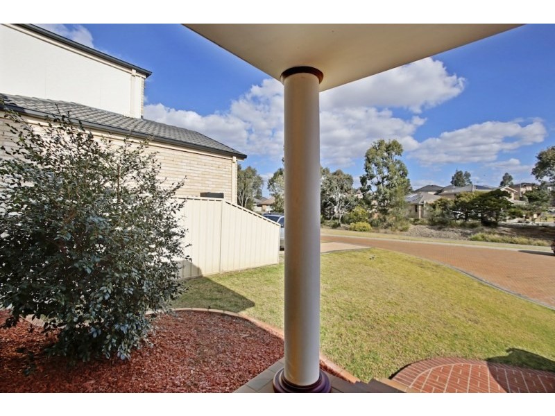 10 Tea Tree Place, Mount Annan NSW 2567