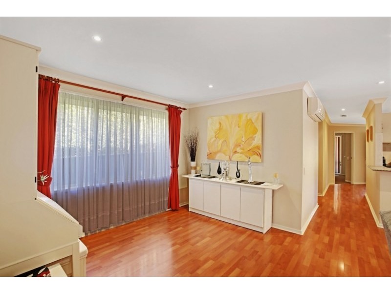 4 Clarke Place, Mount Annan NSW 2567