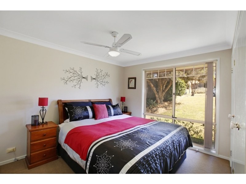 4 Clarke Place, Mount Annan NSW 2567
