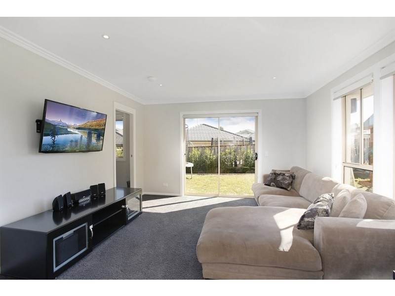 7 Condron Circuit, Elderslie NSW 2570