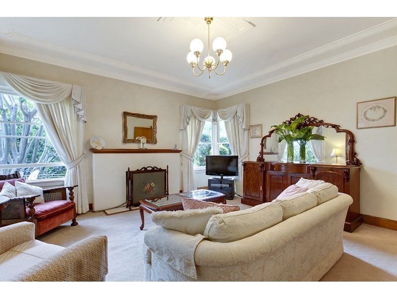 42 Macquarie Avenue, Camden NSW 2570