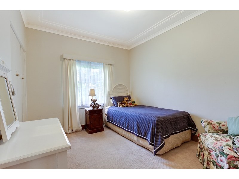 42 Macquarie Avenue, Camden NSW 2570