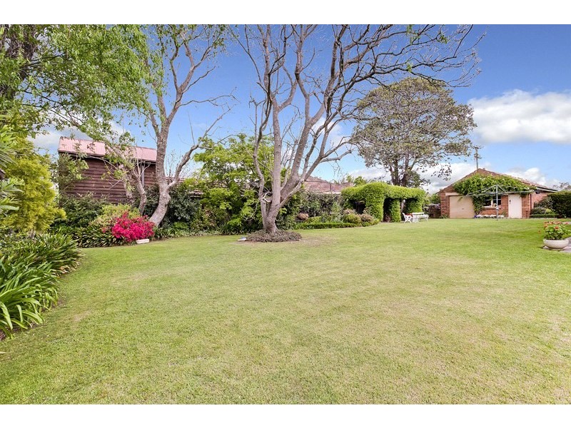 42 Macquarie Avenue, Camden NSW 2570