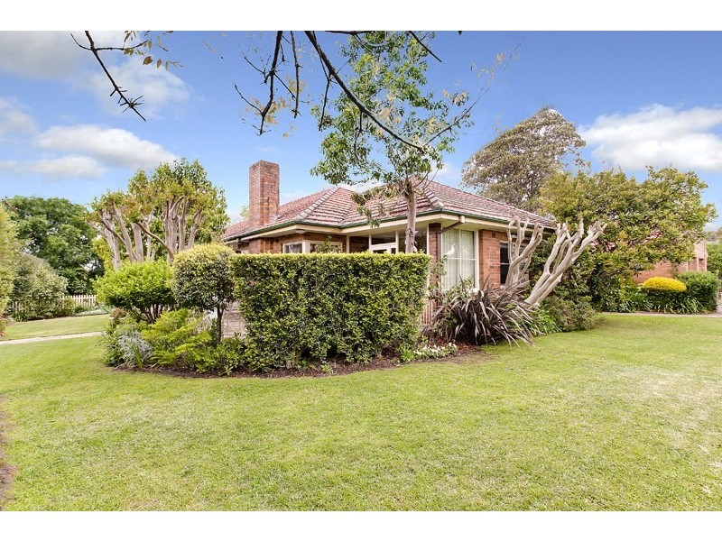 42 Macquarie Avenue, Camden NSW 2570