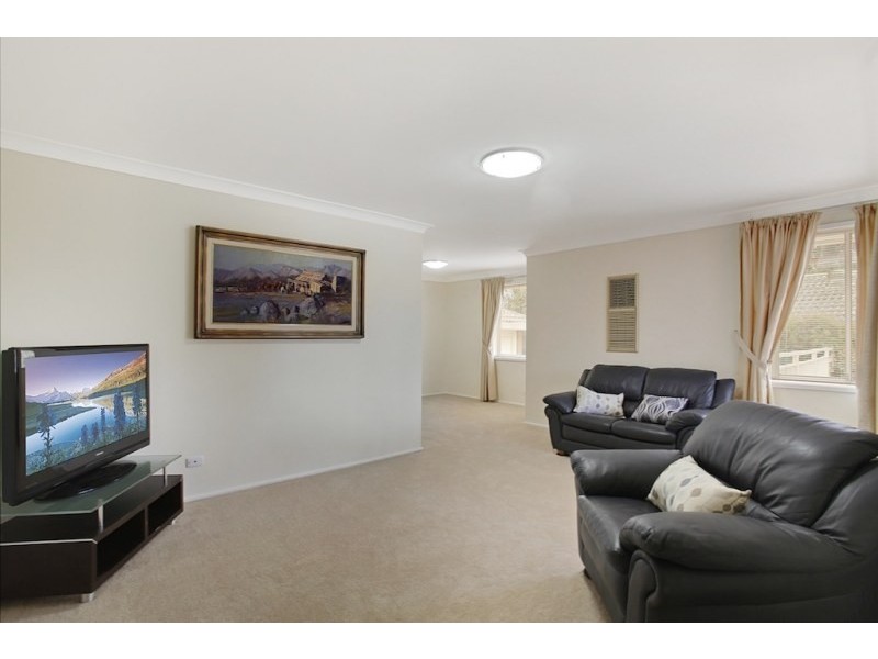 18 Cruikshank Avenue, Elderslie NSW 2570