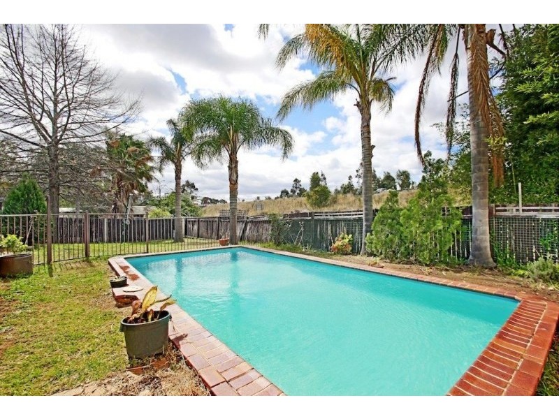 36 Woodland Crescent, Narellan NSW 2567