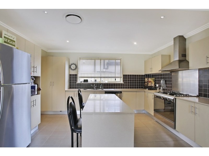 10 Thorn Avenue, Harrington Park NSW 2567