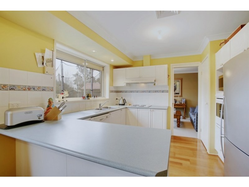 6 Plowman Road, Currans Hill NSW 2567