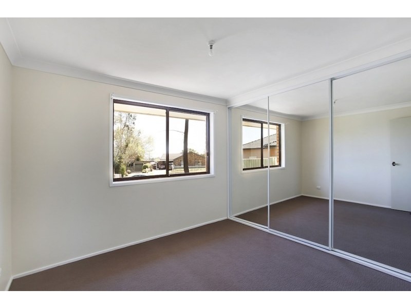 11 Cunningham Place, Camden South NSW 2570