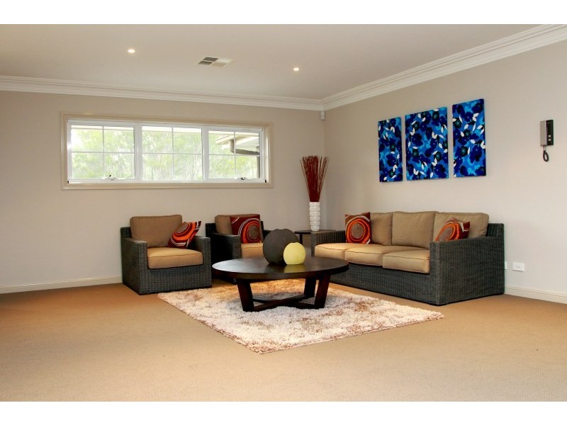 1 Woodgrove Avenue, Harrington Park NSW 2567