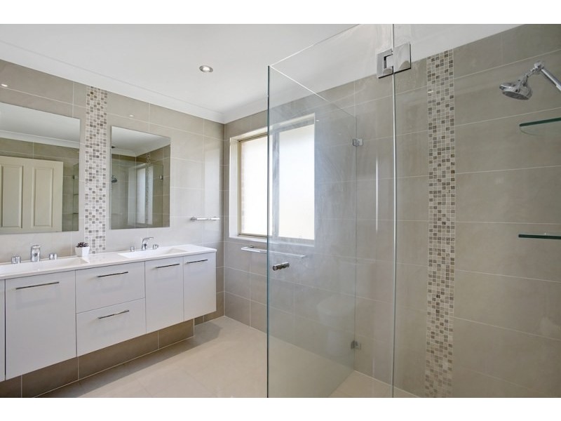 7 Inglis Court, Harrington Park NSW 2567