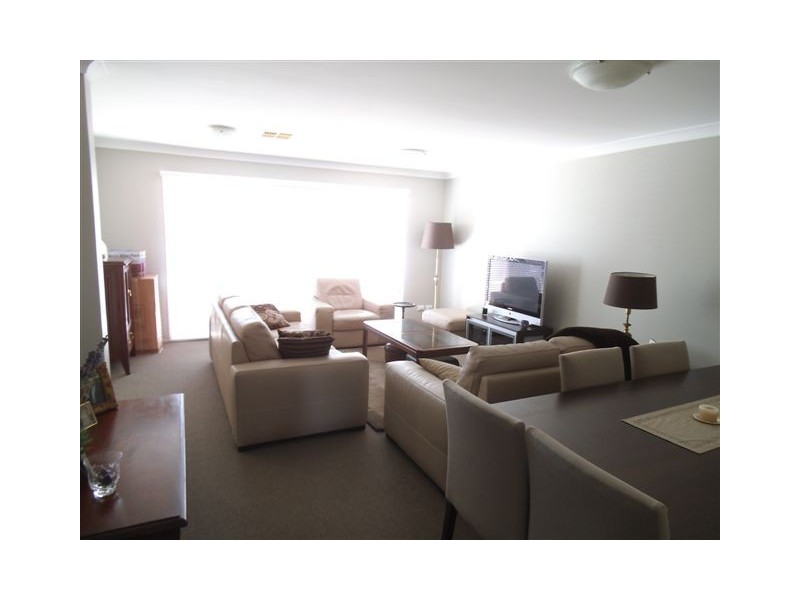 2 Gilbert Street, Elderslie NSW 2570