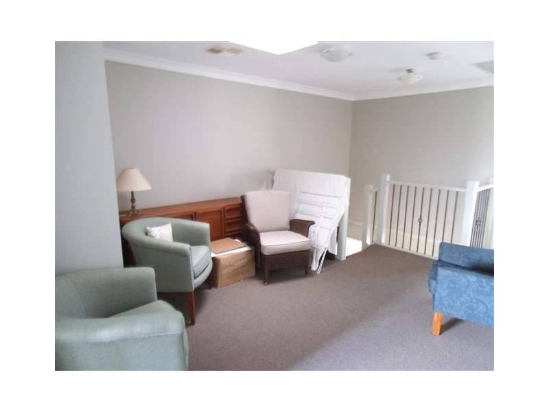 2 Gilbert Street, Elderslie NSW 2570