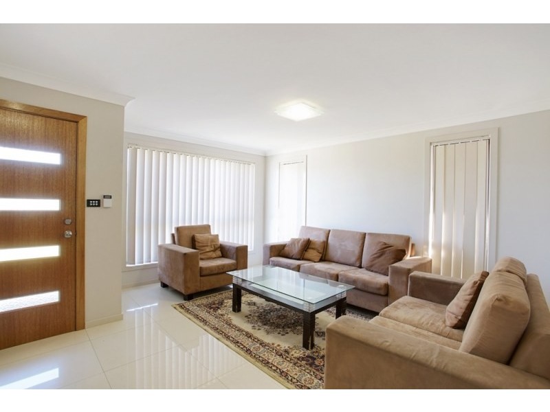 10 Dorset Street, Spring Farm NSW 2570