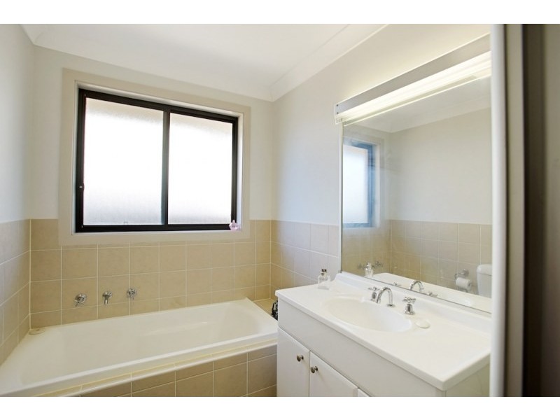 10 Dorset Street, Spring Farm NSW 2570