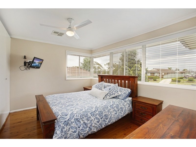 18 Starr Close, Camden NSW 2570