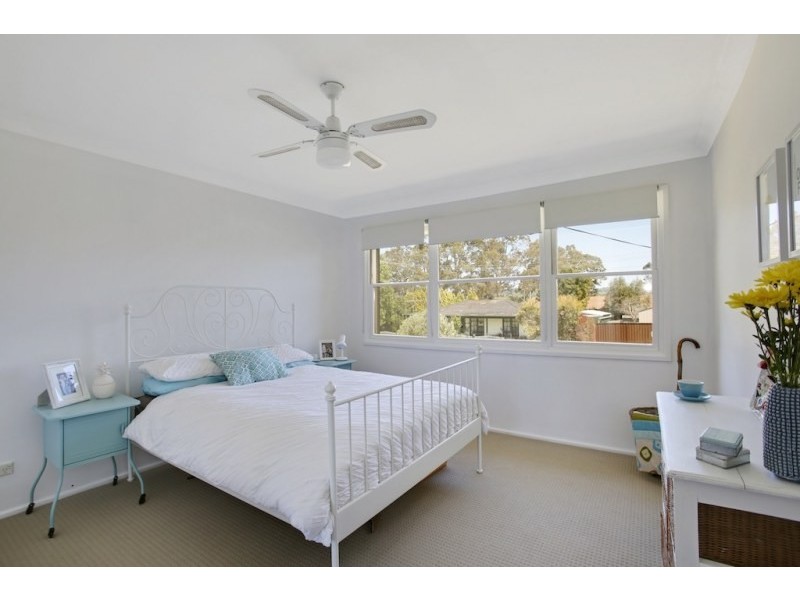 6 Wentworth Drive, Camden South NSW 2570