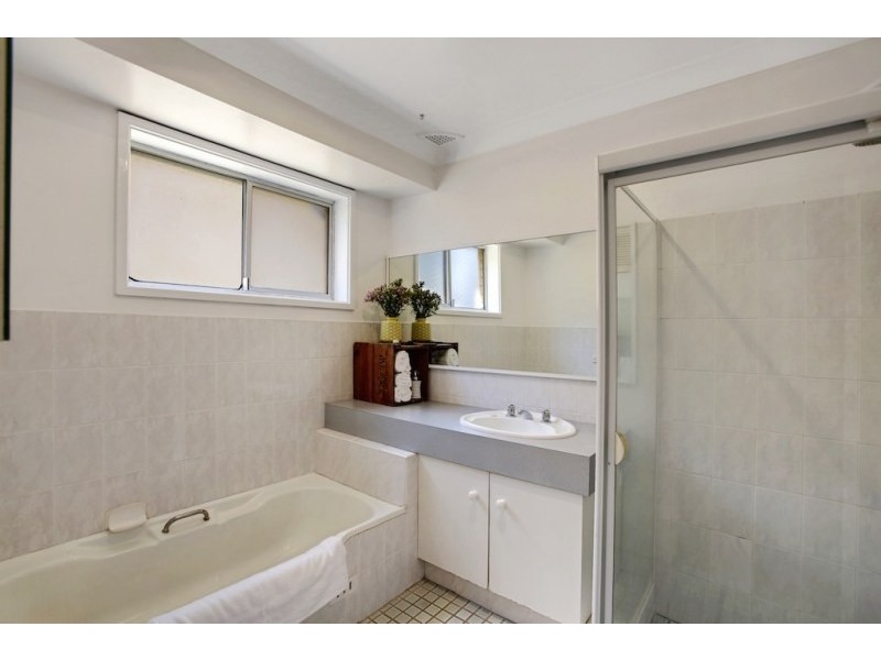 6 Wentworth Drive, Camden South NSW 2570