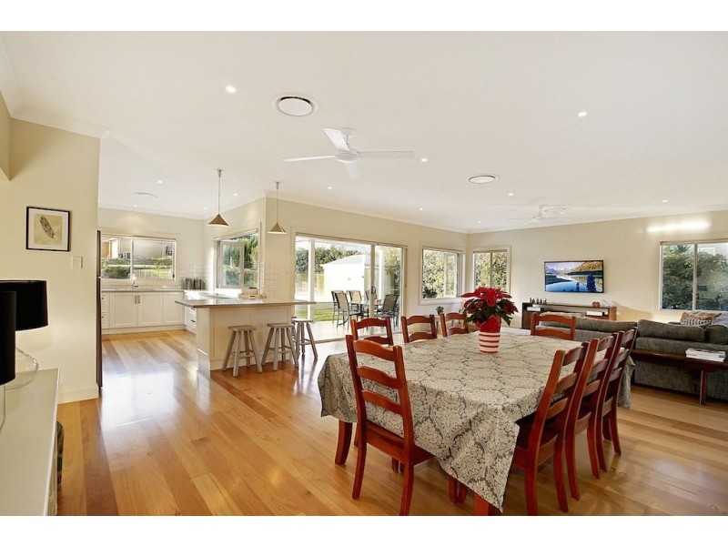 8  Yewens Circuit, Grasmere NSW 2570