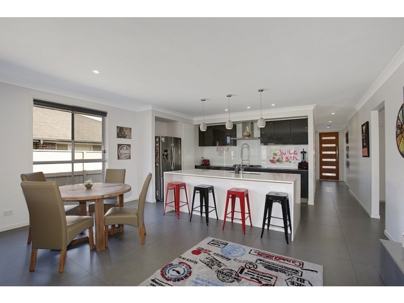 16 Rosecomb Road, Spring Farm NSW 2570