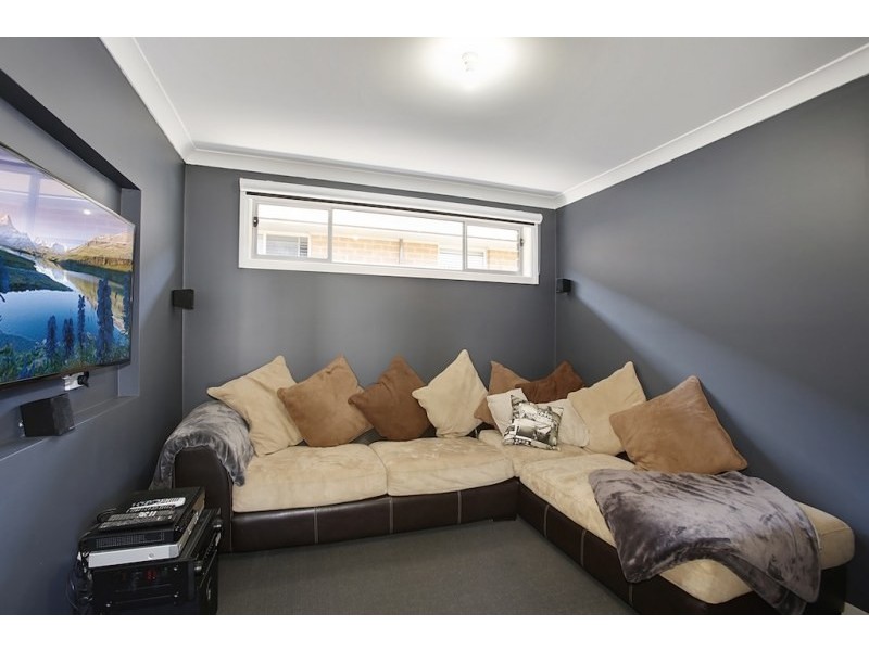 16 Rosecomb Road, Spring Farm NSW 2570