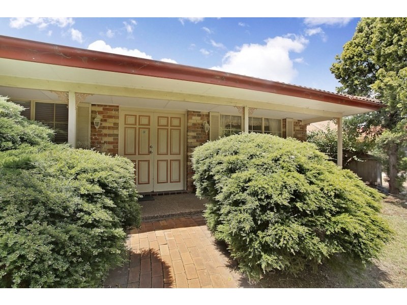 60 Holdsworth Drive, Narellan Vale NSW 2567