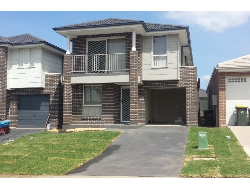 10 Kookaburra Drive, Gregory Hills NSW 2557