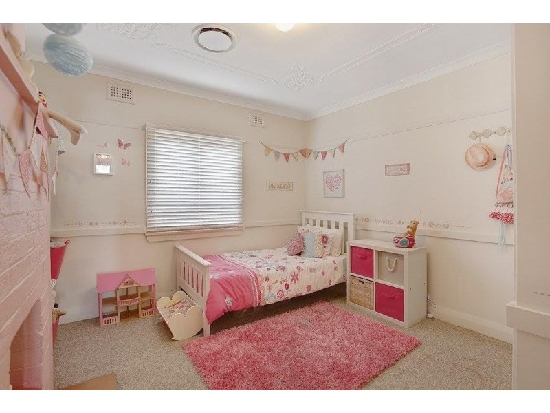 6 Alpha Road, Camden NSW 2570
