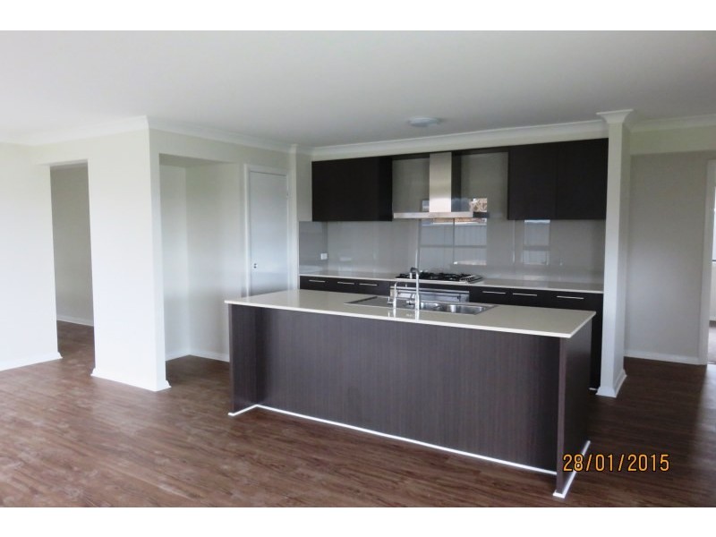 4 Finch Place, Gregory Hills NSW 2557